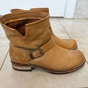 Frye Engineer bootie.  Size 9.5.  Tan, barely worn.